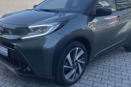 Toyota Aygo (X) 18.000 km 19.690 &euro; Groß - Gerau 64521