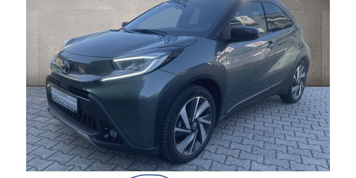 Toyota Aygo (X) 18.000 km 19.690 &euro; Groß - Gerau 64521