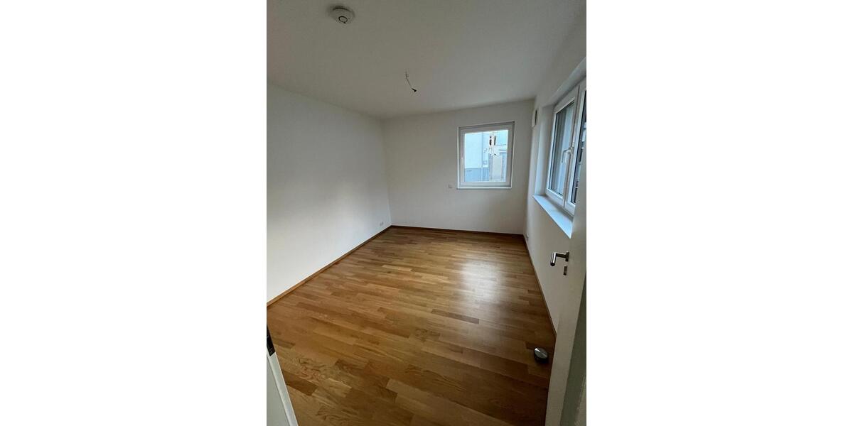 Erdgeschoßwohnung Bürstadt - 3 Zimmer, 71 m&sup2;, 890&euro; | Angebot:25282073