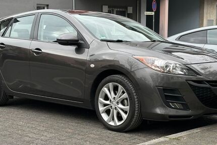 Mazda 3 118.800 km 5.600 &euro; Hattersheim 65795