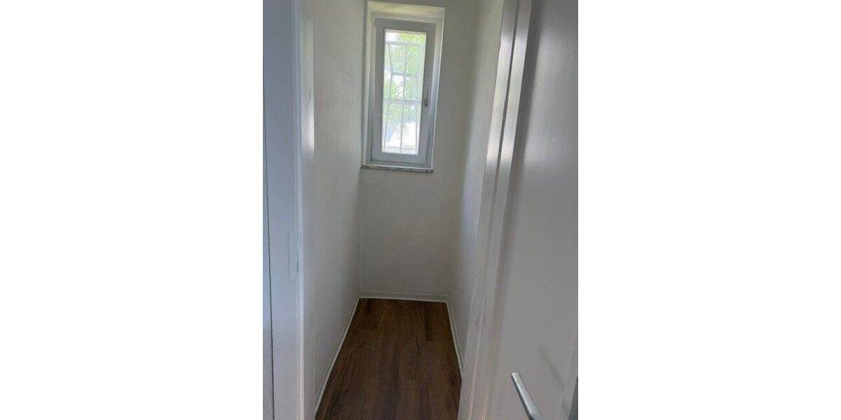 Etagenwohnung Darmstadt Bessungen - 3 Zimmer, 83 m&sup2;, 1.137&euro; | Angebot:26929909