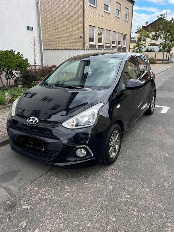 i10