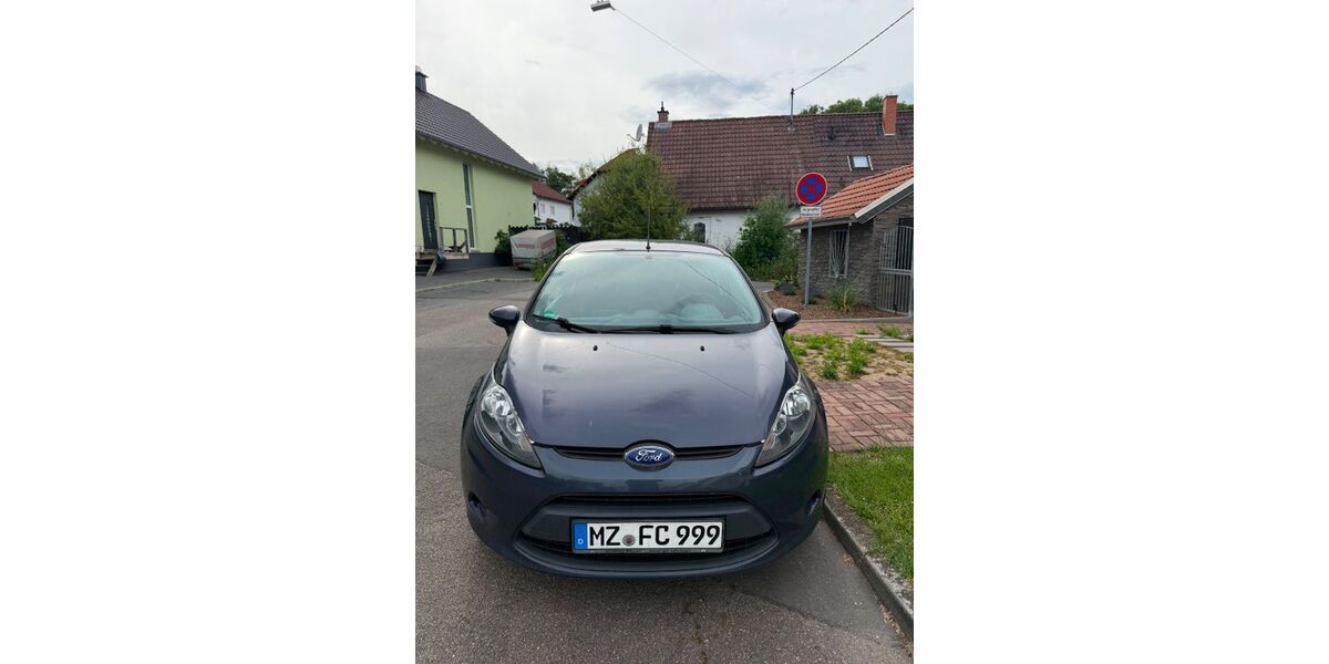 Ford Fiesta 260.300 km 1.800 &euro; Nackenheim 55299