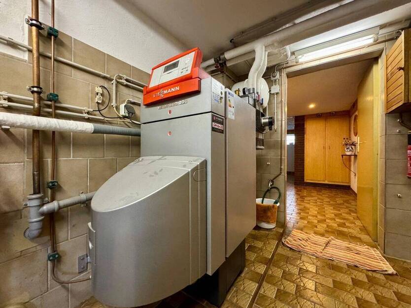 Solides, teils modernisiertes Zweifamilienhaus in gesuchter, ruhiger Lage von Münster