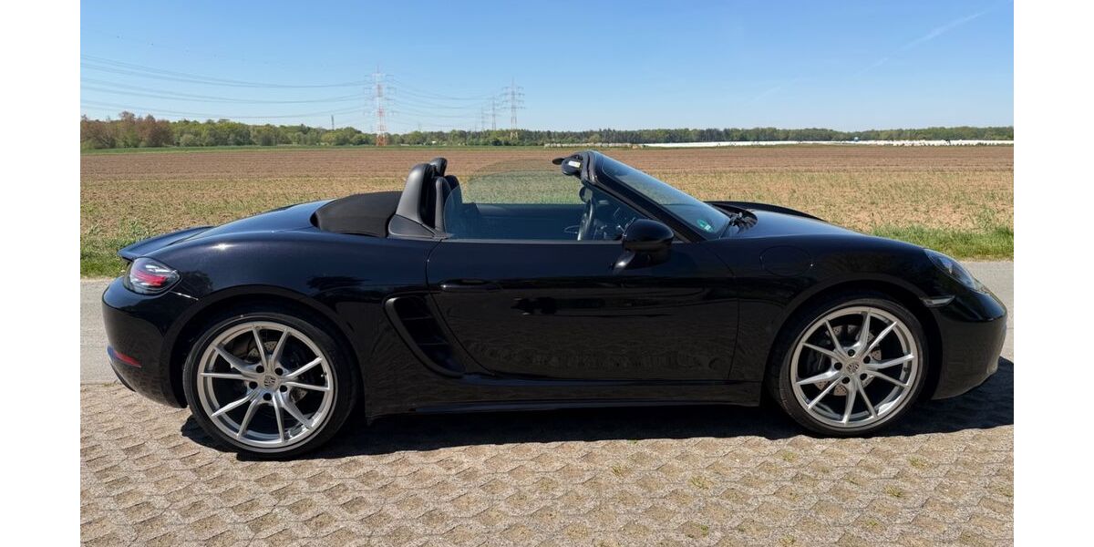 Porsche Boxster 33.500 km 57.950 &euro; Erzhausen 64390
