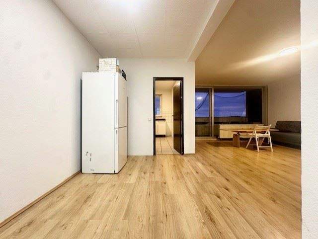 Etagenwohnung Dietzenbach - 4 Zimmer, 90 m&sup2;, 160.000&euro; | Angebot:25644570