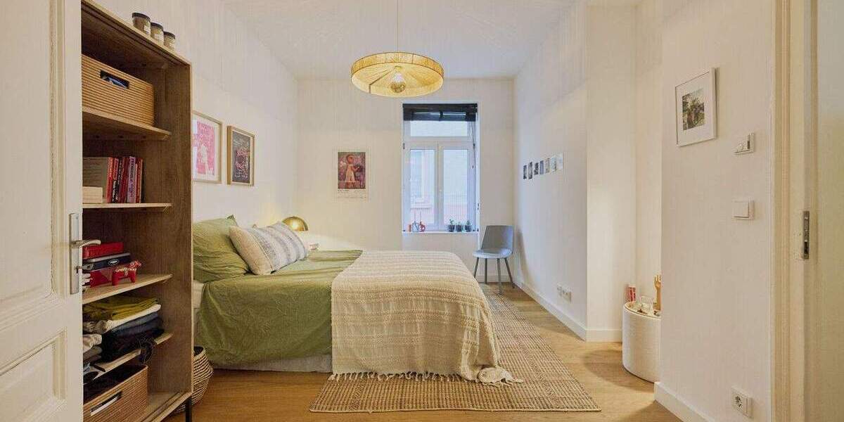 Etagenwohnung Frankfurt am Main Nordend-West - 4 Zimmer, 99 m&sup2;, 990.000&euro; | Angebot:25896003