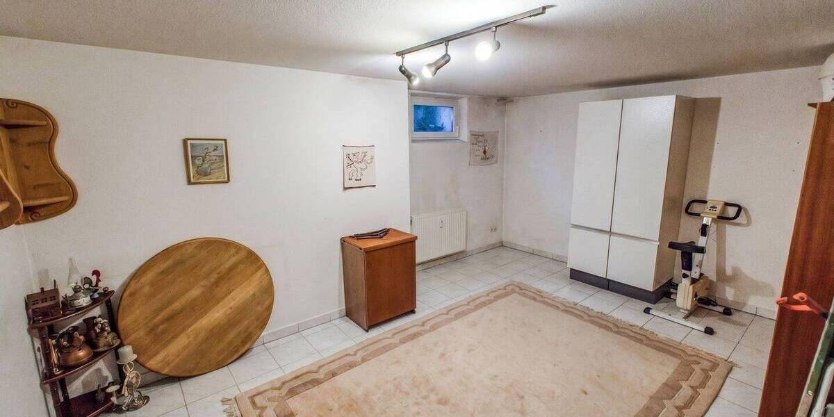 Reihenmittelhaus Nierstein - 5 Zimmer, 125 m&sup2;, 450.000&euro; | Angebot:26722988