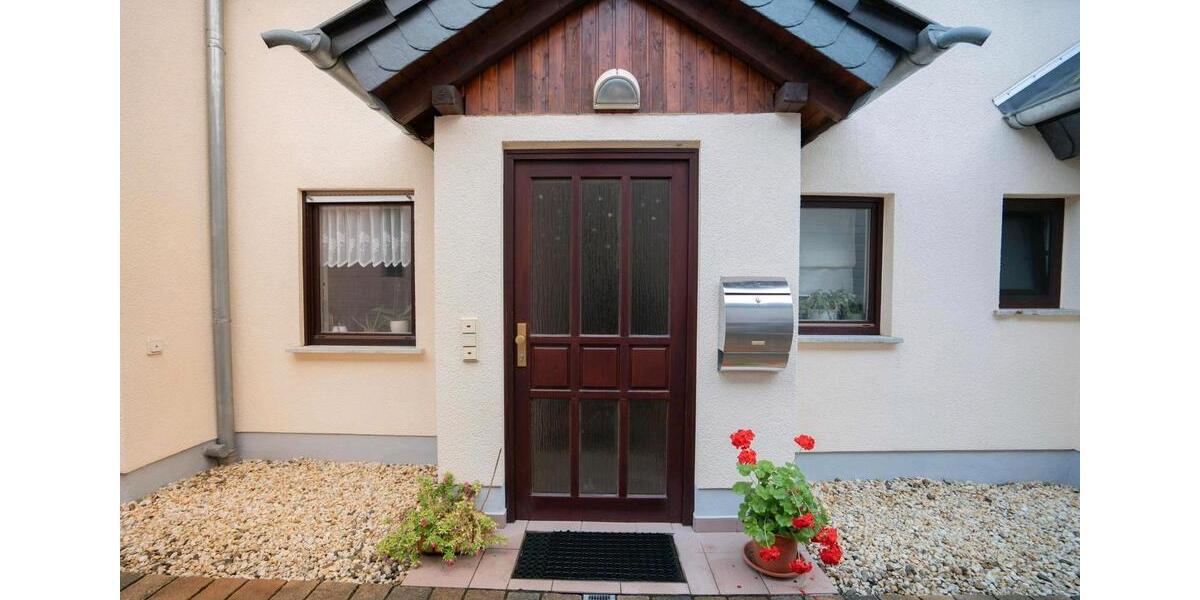 Erdgeschoßwohnung Trebur - 2 Zimmer, 68 m&sup2;, 870&euro; | Angebot:25023759