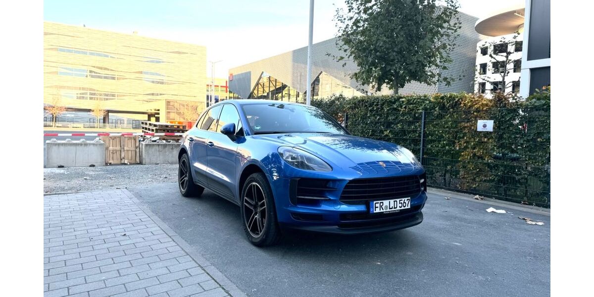 Porsche Macan 70.000 km 49.900 &euro; Frankfurt 60326