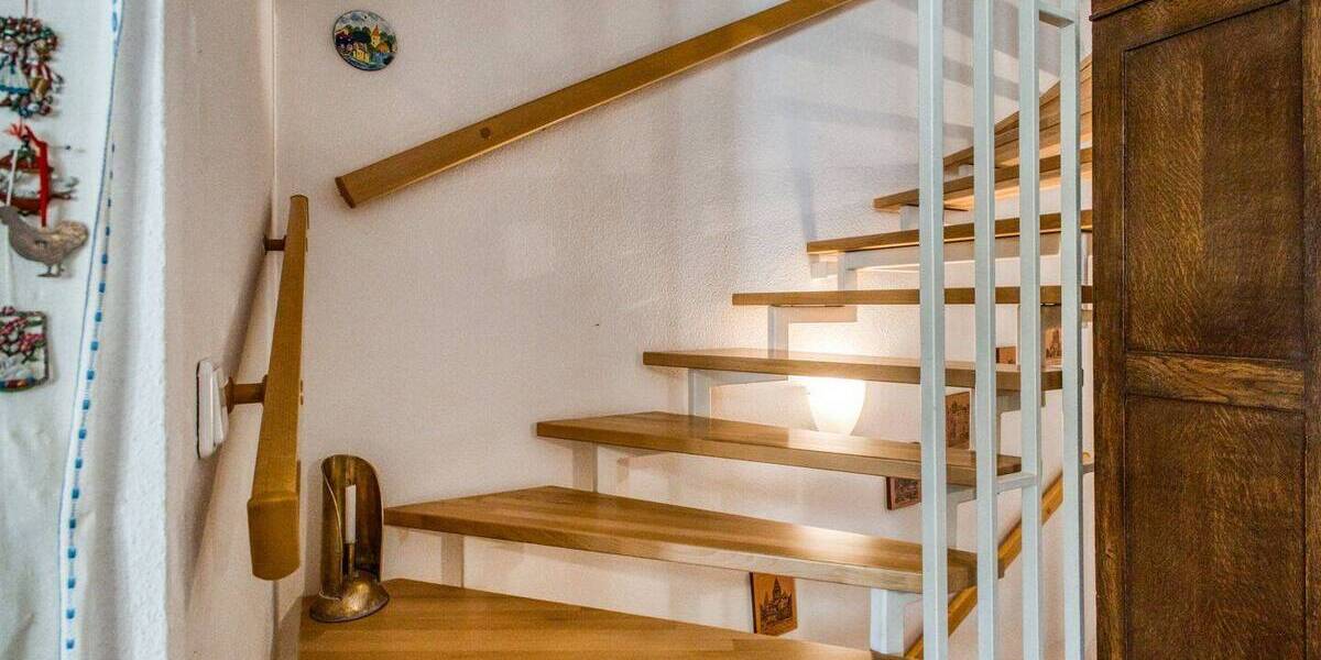 Reihenmittelhaus Nierstein - 5 Zimmer, 125 m&sup2;, 450.000&euro; | Angebot:26722988