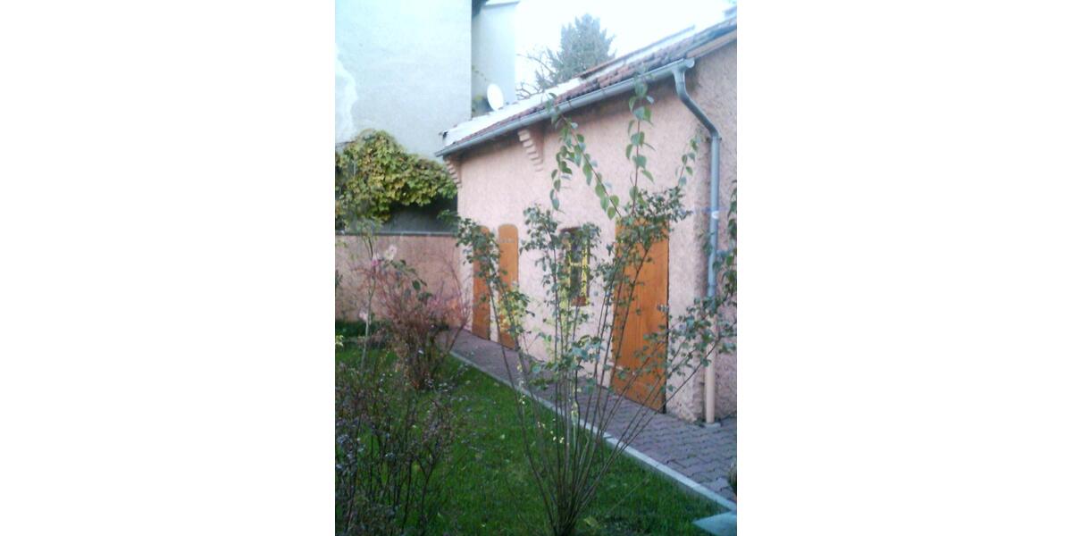 Mehrfamilienhaus, Wohnhaus Frankfurt am Main Niederrad - 16 Zimmer, 225 m&sup2;, 890.000&euro; | Angebot:26165114