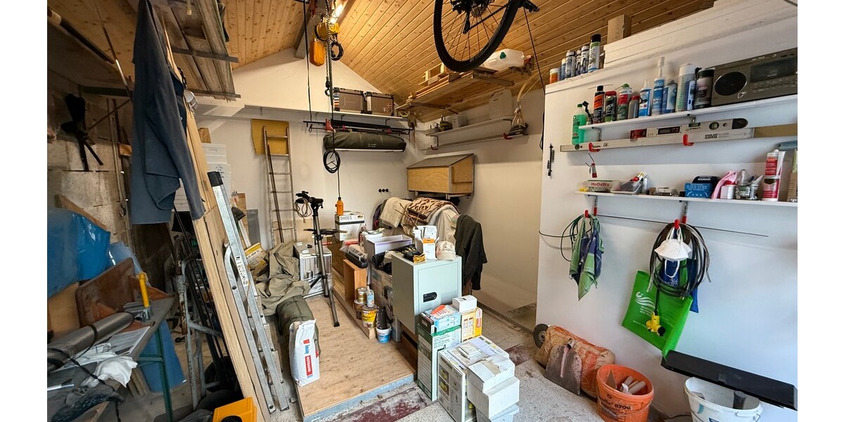 Flörsheim: Sie suchen das besondere Wohnflair? Ein toller Familienwohnsitz mit ELW - Doppelhaushälfte Flörsheim | Angebot:25568492