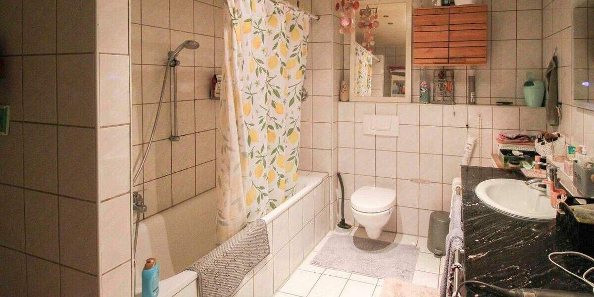 Maisonette mit Dachterrasse - großzügig geschnitten und in Top-Lage 3 zimmer