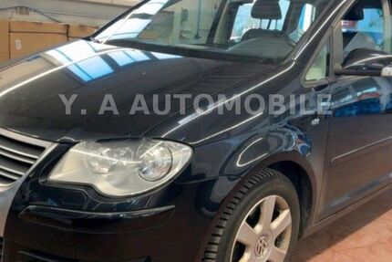 VW Touran 224.820 km 5.999 &euro; Frankfurt am Main 65933