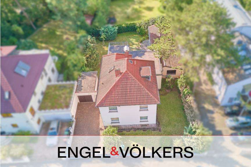 Einfamilienhaus Darmstadt Eberstadt - 8 Zimmer, 217 m&sup2;, 1.065.000&euro; | Angebot:25510650