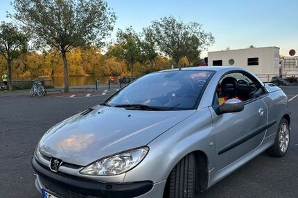 Peugeot 206 239.100 km 999 € Offenbach am Main 63069