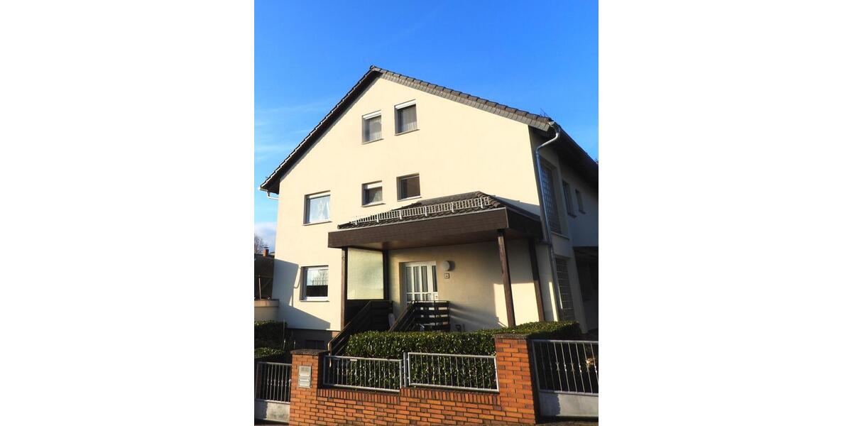 Dachwohnung zw. Wiesbaden und Frankfurt a.M.(Leben a. d. Land mit Möglk. zur Glasfasernutzung) 3 zimmer