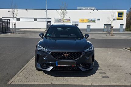 Cupra Formentor 37.100 km 23.999 &euro; Rüsselsheim 65428