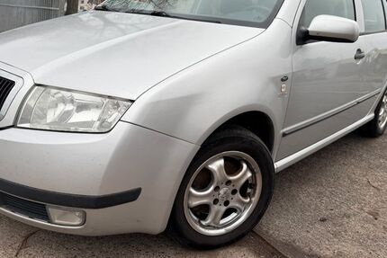 Skoda Fabia 96.123 km 2.200 &euro; Roßdorf 64380