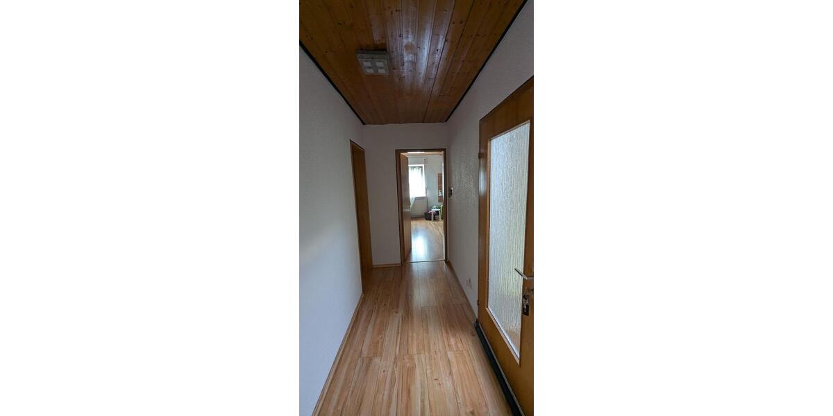 Dachgeschoßwohnung Heppenheim (Bergstraße) - 3 Zimmer, 70 m&sup2;, 950&euro; | Angebot:26699250