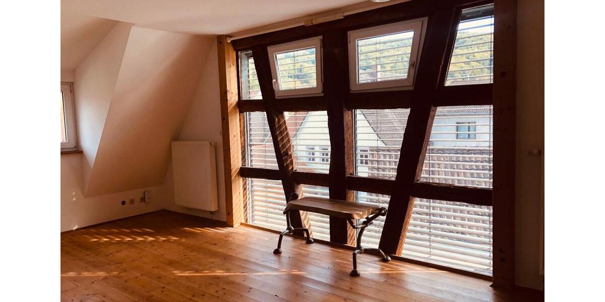 Einfamilienhaus Bensheim - 2.5 Zimmer, 135 m&sup2;, 1.250&euro; | Angebot:26179728