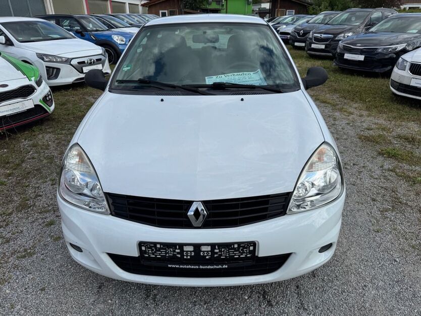 Renault Clio 158.000 km 1.950 € Fürth 64658
