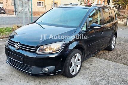 VW Touran 186.354 km 9.600 € Rüsselsheim am Main 65428