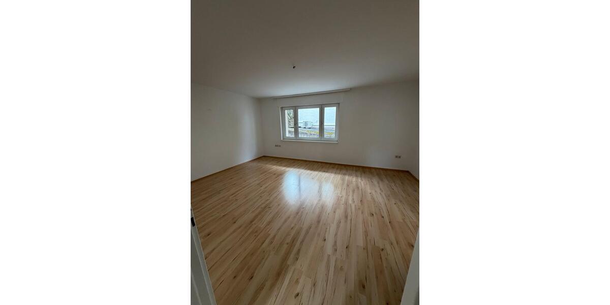 Erdgeschoßwohnung Darmstadt - 2.5 Zimmer, 60 m&sup2;, 1.000&euro; | Angebot:25479988