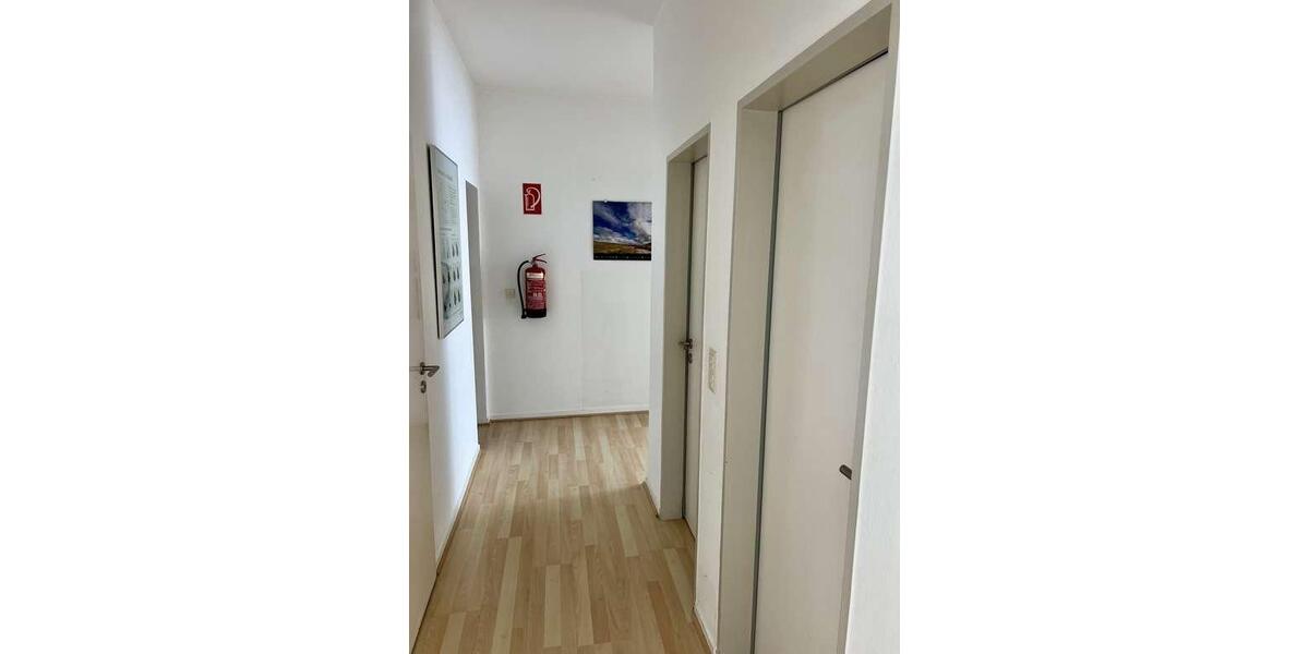 Etagenwohnung Darmstadt Eberstadt - 9 Zimmer, 203 m&sup2;, 630.000&euro; | Angebot:26319650