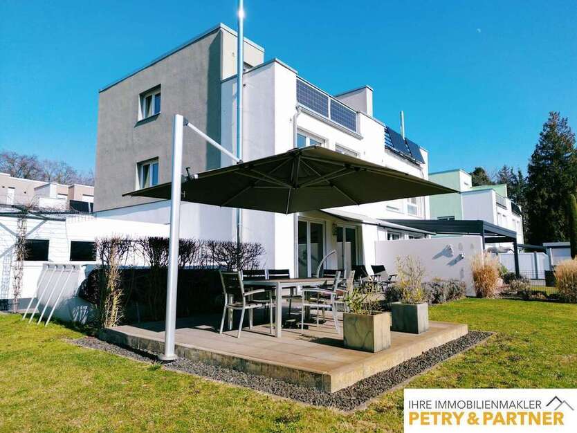 Haus zum Kaufen in Nauheim 999.000 € 151 m²