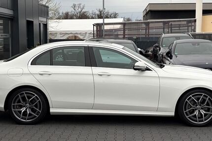 Mercedes-Benz E 220 211.000 km 25.890 &euro; Seligenstadt 63500