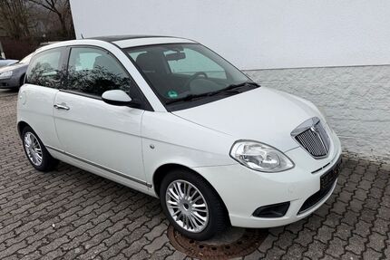Lancia Ypsilon 100.000 km 3.000 &euro; Alsbach 64665