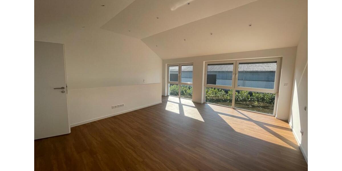 Maisonettenwohnung Bensheim - 3.5 Zimmer, 120 m&sup2;, 1.475&euro; | Angebot:26403871