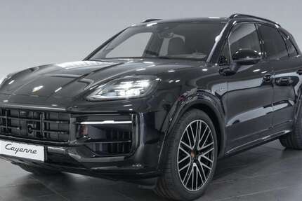 Porsche Cayenne 11.900 km 137.980 € Frankfurt 60314