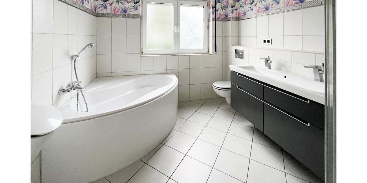 Neu-Isenburg: Gut geschnittene 4-Zimmer-Wohnung mit eigenem Garten! - Etagenwohnung Neu-Isenburg Isenburg | Angebot:25570503