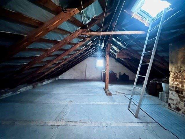 Mehrfamilienhaus, Wohnhaus Griesheim - 9 Zimmer, 193 m&sup2;, 695.000&euro; | Angebot:25628890