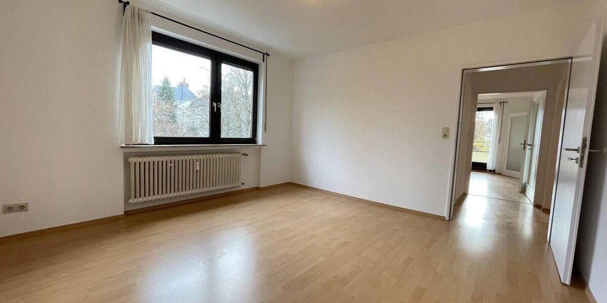 Etagenwohnung Frankfurt am Main Westend-Süd - 4 Zimmer, 120 m&sup2;, 1.990&euro; | Angebot:26903717