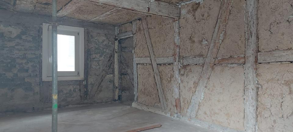 Einfamilienhaus Trebur - 4 Zimmer, 160 m&sup2;, 189.000&euro; | Angebot:27134587