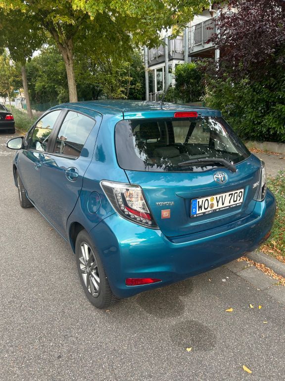 Yaris