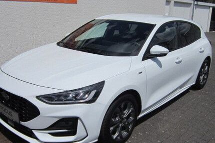 Ford Focus 25.800 km 18.900 &euro; Offenbach 63069