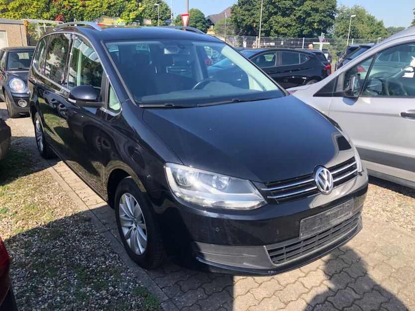 VW Sharan 194.000 km 12.900 € Raunheim 65479