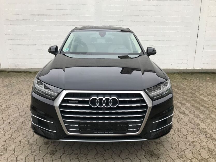 Audi Q7 148.000 km 49.900 € Pfungstadt 64319