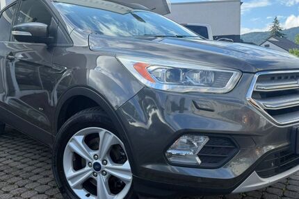 Ford Kuga 125.000 km 13.599 &euro; Bickenbach 64404