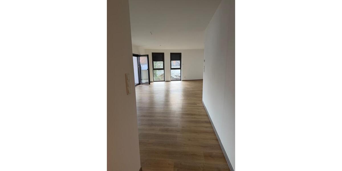Etagenwohnung Bensheim - 3 Zimmer, 110 m&sup2;, 1.100&euro; | Angebot:26446281