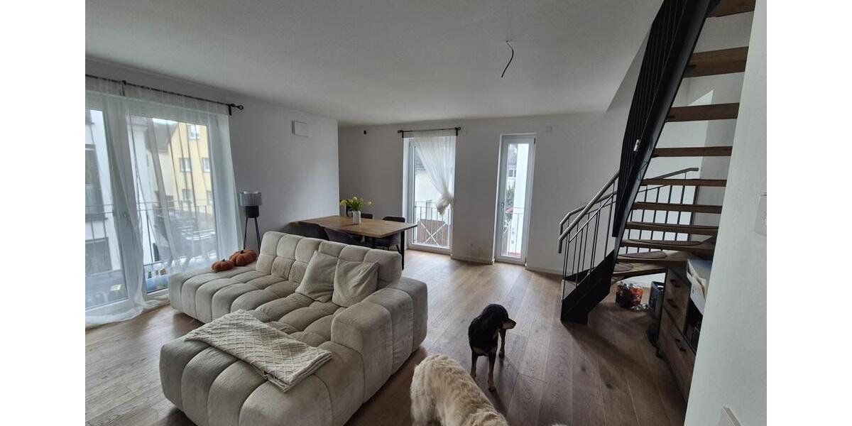 Maisonettenwohnung Hochheim am Main - 4 Zimmer, 114 m&sup2;, 1.660&euro; | Angebot:25404482