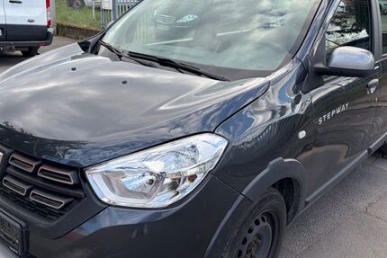 Dacia Lodgy 197.000 km 6.900 &euro; Dietzenbach 63128