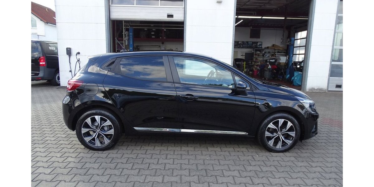 Renault Clio 1,0l Evolution Navi Rückfahrkamera, Einparkhi 31.015 km 12.790 &euro; Rodgau 63110