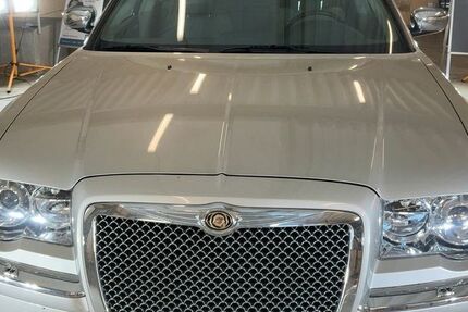 Chrysler 300C 53.500 km 12.999 &euro; Biebesheim 64584