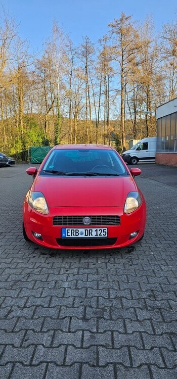 Fiat Grande Punto 152.000 km 3.800 € Breuberg 64747